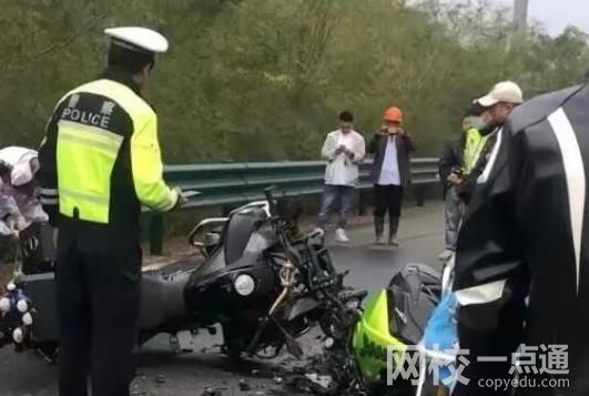 小魚愛吃魚怎么了 車禍現場曝光血跡斑斑實在是慘烈