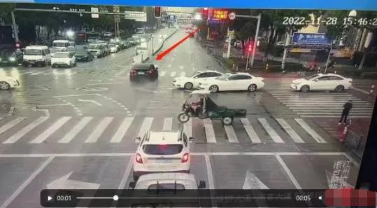 特斯拉連撞2車(chē)致2死1傷 具體是什么情況?