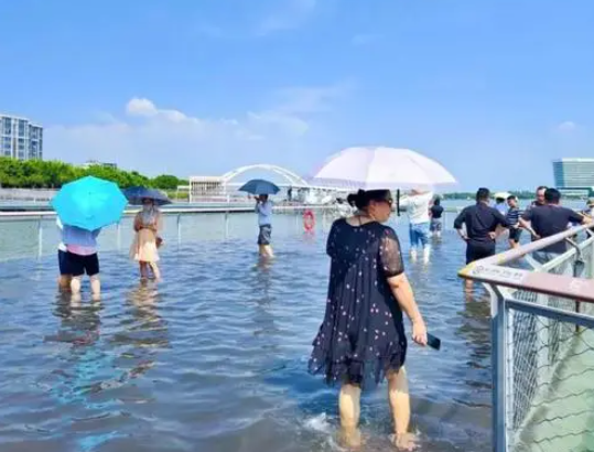 廈門沿海出現天文大潮 實在太罕見了