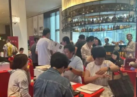 樓市新政后中介放假改輪崗 真的有這么火嗎？