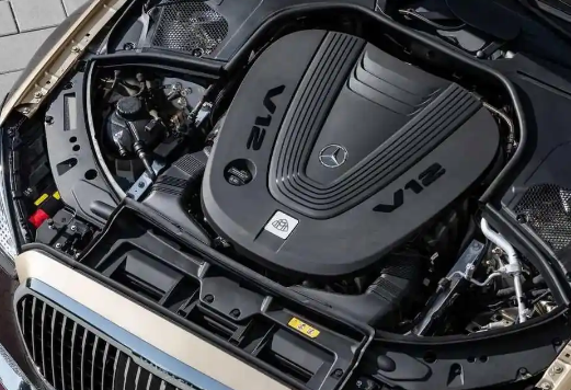 奔馳確認保留V8與V12發動機 事件始末2025最新消息