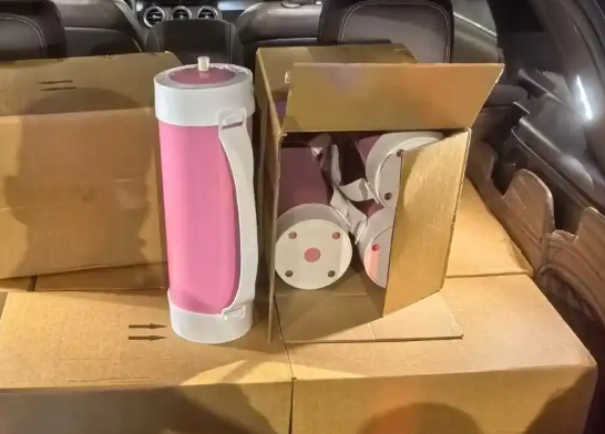 見到這種粉色“熱水瓶”馬上報警 為什么引爭議？