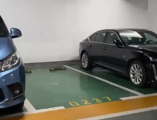 女子難入庫無奈停他人車位留條致歉 實(shí)在太無奈了
