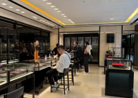 漲價(jià)后老鋪黃金不排隊(duì)了 究竟是怎么回事？