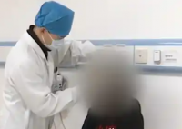 女孩1天睡20小時確診“睡美人病” 內幕實在讓人驚個呆