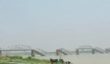 緬甸標(biāo)志性大橋在強(qiáng)震中損毀嚴(yán)重 實(shí)在太嚴(yán)重了