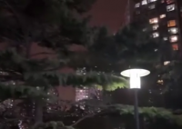 北京極端大風(fēng):樹(shù)被吹倒 高樓輕晃 實(shí)在太恐怖了