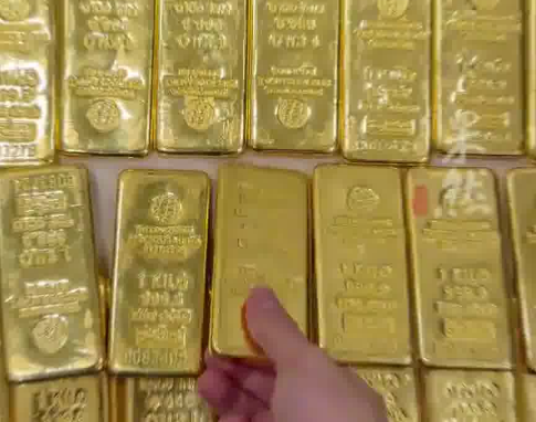 男子月薪3000元借貸60萬炒金 事件始末2025最新消息
